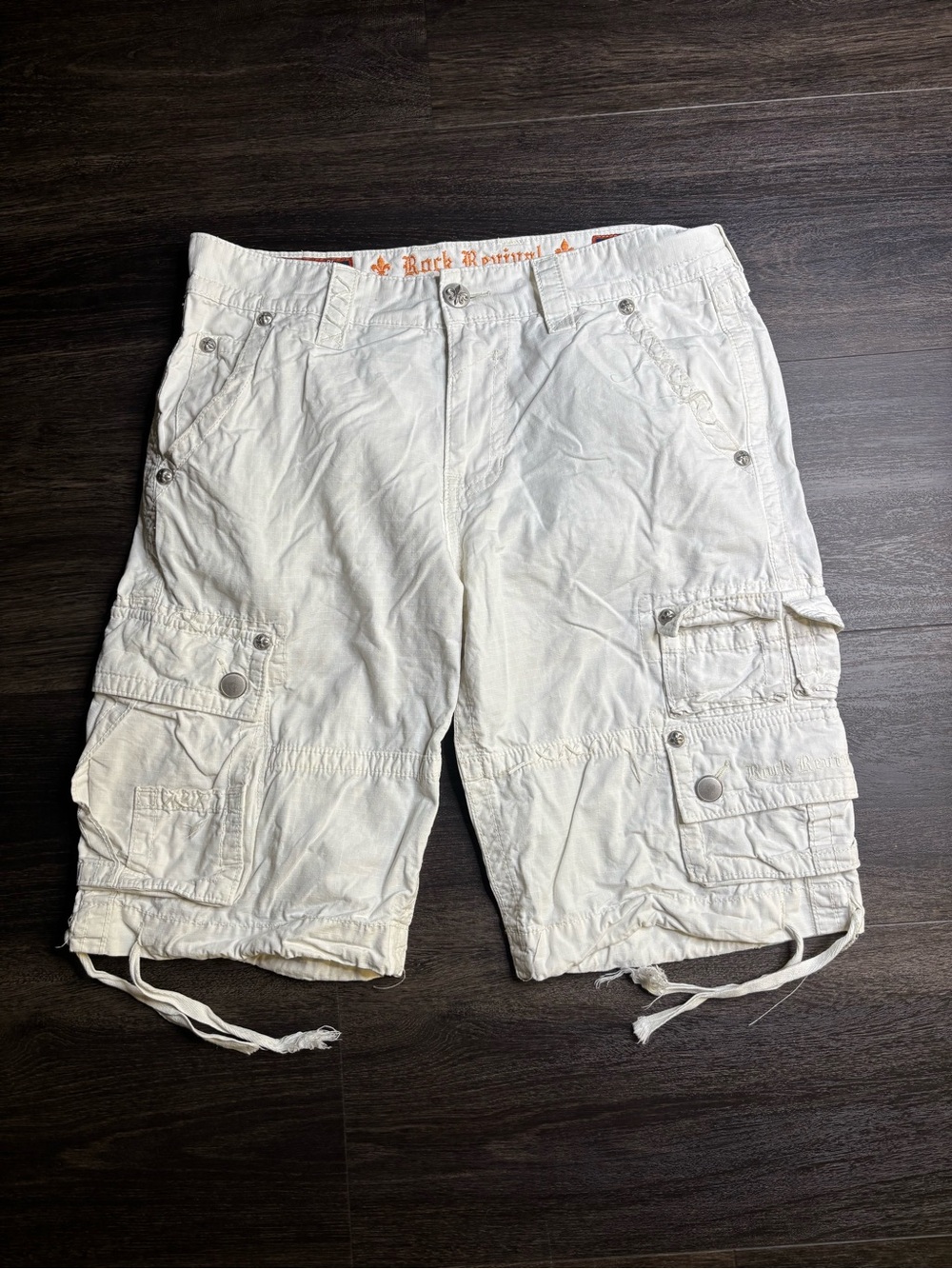 Rock Revival Cargo Shorts Mens 32x24 White Utility Pockets Y2K Emo Grunge Biker